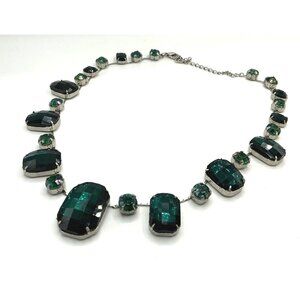 Vintage Green Resin Statement Necklace Silver-Tone Adjustable Chain Elegant Desi